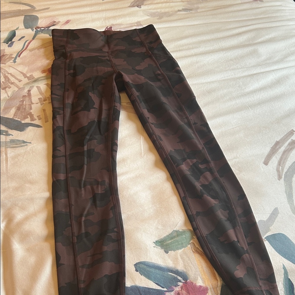 lululemon athletica Camo Leggings - Brown and Black